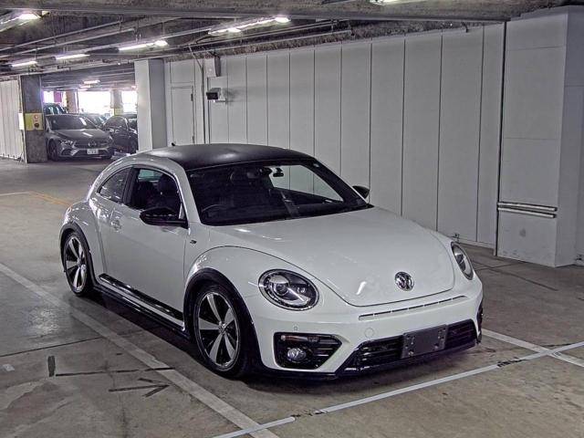 76 VOLKSWAGEN THE BEETLE 16CZD 2018 г. (ZIP Osaka)